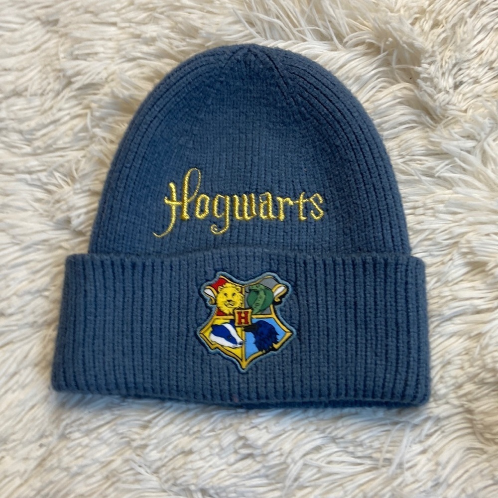 Harry Potter x H&M Hogwarts Appliquéd knitted hat